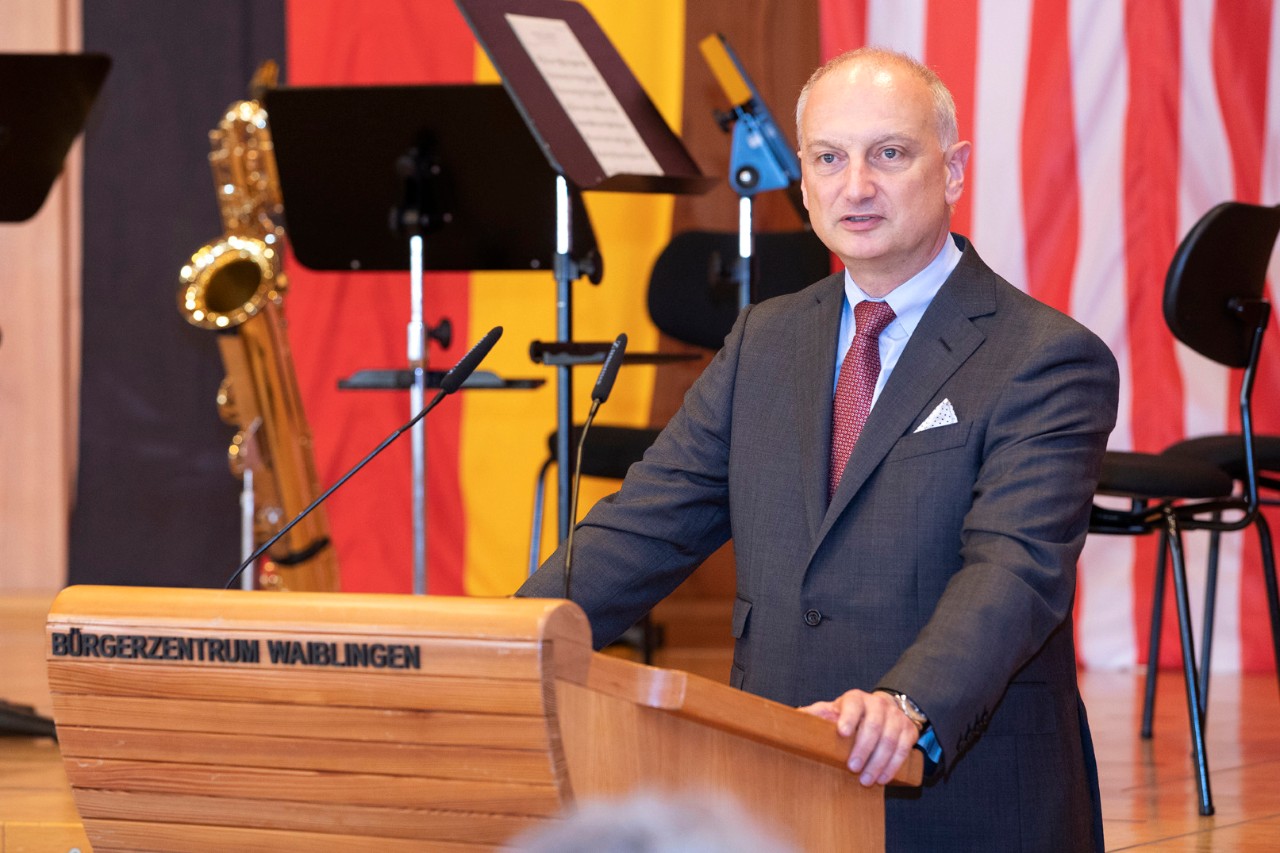 Dr. Nikolas Stihl, Chairman of the STIHL Advisory Board and Supervisory Board, welcomed the city partnership between Waiblingen and Virginia Beach.