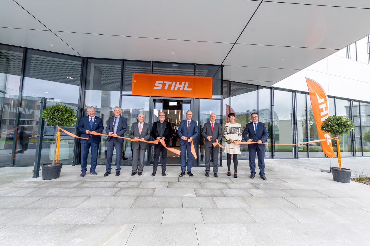 STIHL chain plant dedicates new entrance building including canteen